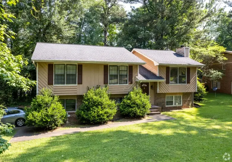 Split-level homes in Carrollton commonly have large front yards.